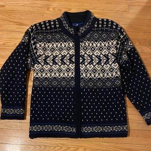 100% Wool Icelandic zip sweater / cardigan